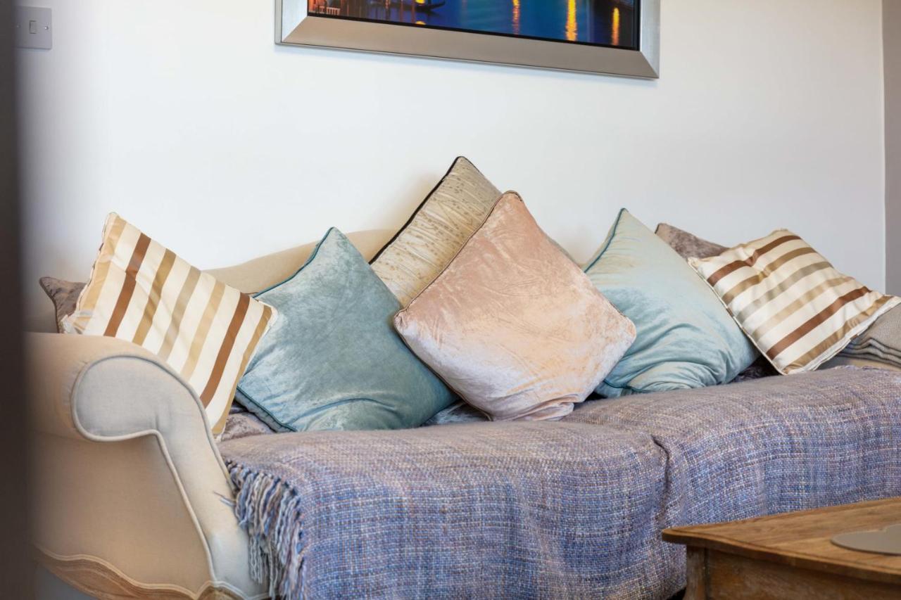 9A Millbrae - Donnini Apartments آير المظهر الخارجي الصورة